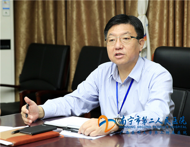 3.图为李建民院长发言