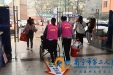 一群志愿者，温暖整个医院