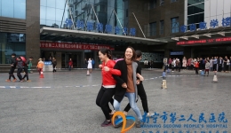 我院举办2019年喜迎“三八节”职工趣味运动会