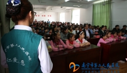 我院走进学校开展未成年人思想道德建设主题活动