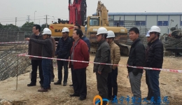 我院领导到江南区人民医院二期工程工地进行安全产生督查