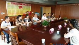我院与上林县人民医院开展交流活动