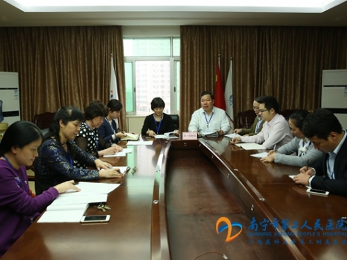 坚决抵制腐败  严格查处“四风”