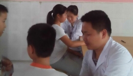 我院圆满完成亭子小学体检工作