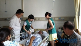 月满中秋，温暖心内