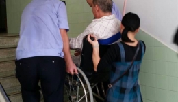 我院多部门协作服务患者