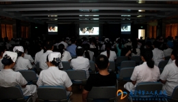 我院组织全院职工观看电影《生死拯救》