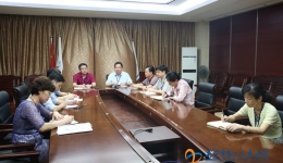 我院党委召开中心组学习会