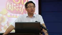 我院举行庆祝“5.12”国际护士节暨优质护理服务表彰大会