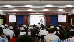 我院召开“四有”主题教育实践活动党员先进事迹报告会
