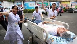 我院圆满完成2014年南宁市处置街面突发严重刑事犯罪应急演练工作任务
