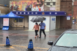暴雨中最美的身影