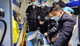 新的征程  新的起点——江南急救站全体医护人员业务学习呼吸机操作培训