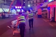 病人突然晕倒，安保人员帮助