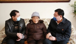寒冬腊月送祝福 声声问候暖人心