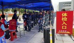 暖医团队入校园  关爱学生共成长